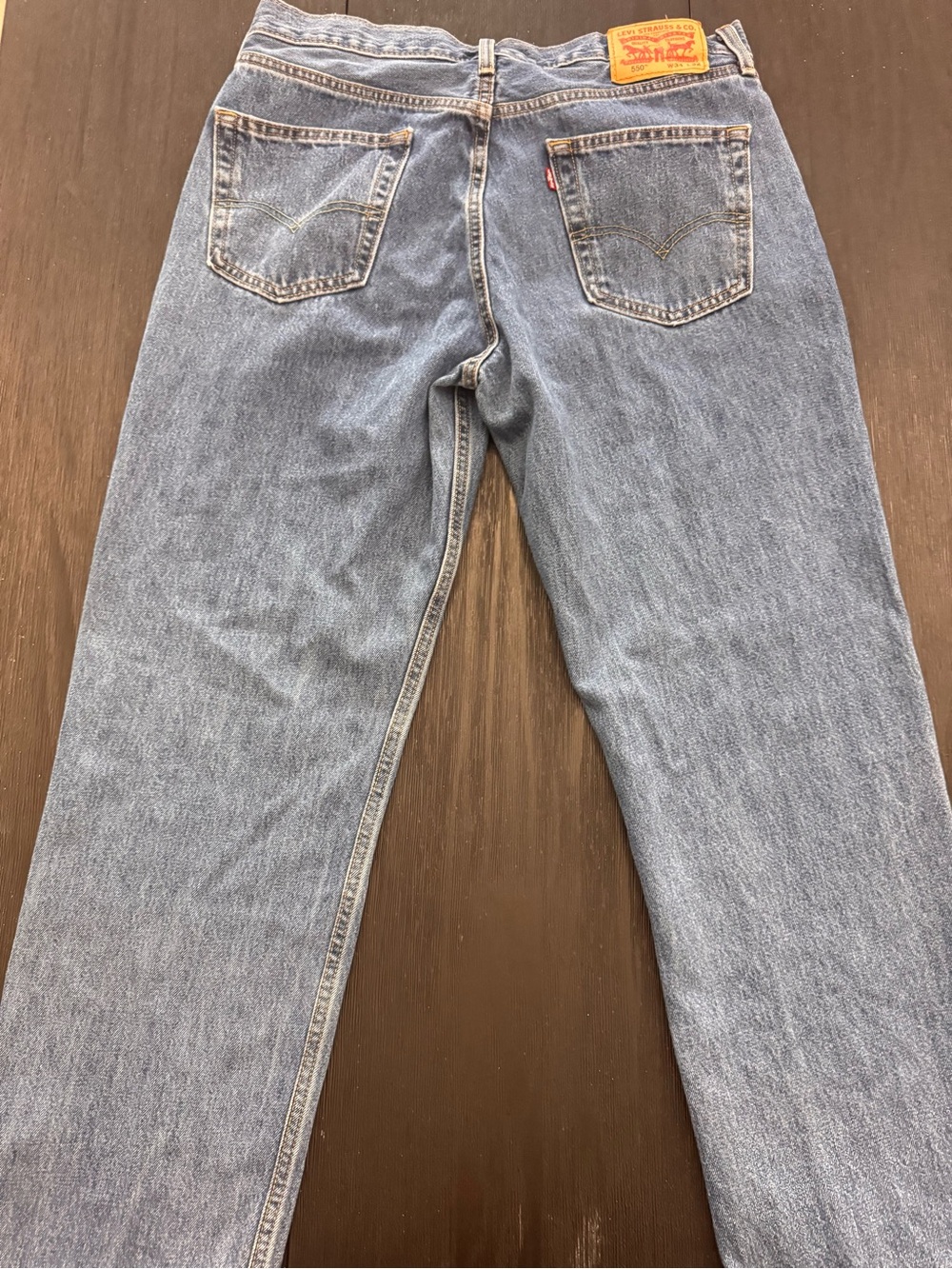 Levis 550 Relaxed Fit Tapered Leg Medium Wash Blue Denim Jeans Mens 34x32 - Picture 7 of 14